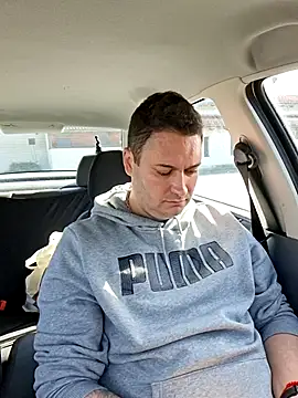 Snapshot of nemes2 chatting on February 25, 8:46 am nemes2 online show from February 25, 8:46 am