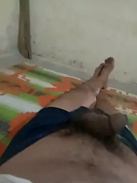 Snapshot of RandomSitcom chatting on April 16, 8:26 am RandomSitcom online show from April 16, 8:26 am