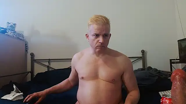 Snapshot of Dragonnyc@xh chatting on October 8, 3:26 am Dragonnycxh online show from October 8, 3:26 am