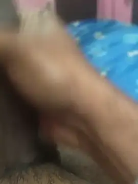 Snapshot of omar23121 chatting on December 27, 7:40 am omar23121 online show from December 27, 7:40 am