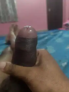 Snapshot of omar23121 chatting on December 29, 7:11 pm omar23121 online show from December 29, 7:11 pm