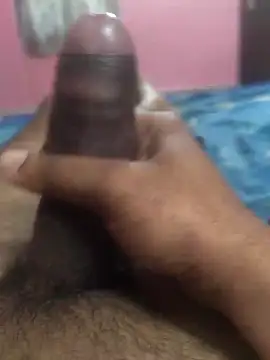 Snapshot of omar23121 chatting on December 30, 10:32 am omar23121 online show from December 30, 10:32 am