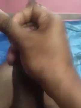 Snapshot of omar23121 chatting on January 14, 5:23 pm omar23121 online show from January 14, 5:23 pm