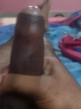 Snapshot of omar23121 chatting on January 23, 5:02 am omar23121 online show from January 23, 5:02 am