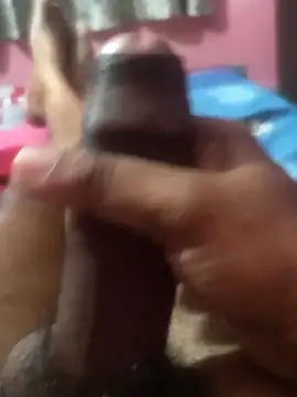 Snapshot of omar23121 chatting on March 5, 3:07 pm omar23121 online show from March 5, 3:07 pm