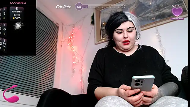 Snapshot of Psychobitch7 chatting on January 12, 2:03 am Psychobitch7 online show from January 12, 2:03 am