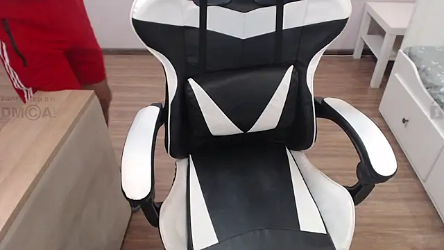 Snapshot of Mandarin4ks chatting on February 4, 8:06 pm Mandarin4ks online show from February 4, 8:06 pm