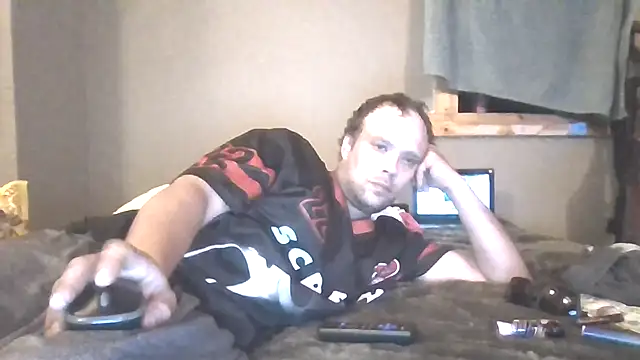 Snapshot of Dalton2288 chatting on July 24, 7:50 am Dalton2288 online show from July 24, 7:50 am