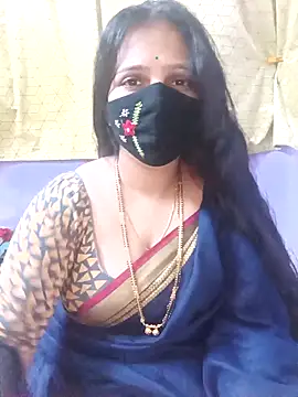 Rising Smiler online show from October 28, 5:37 pm