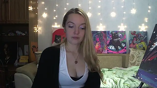 SecretSophia online show from December 9, 5:41 pm