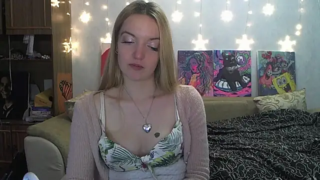 SecretSophia online show from December 30, 7:15 am