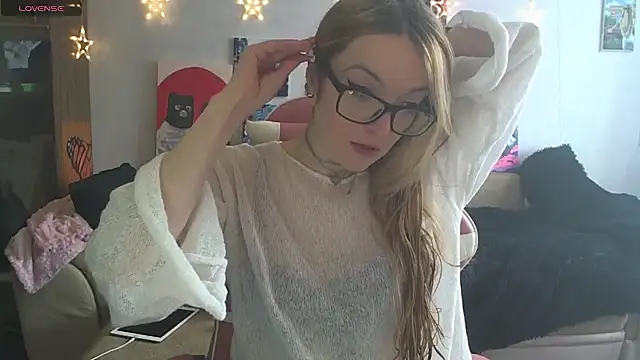 SecretSophia online show from February 23, 10:23 am