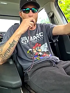 thatguy7733 online show from June 18, 5:17 pm