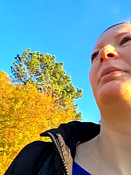 Analimado18 online show from November 1, 2:41 pm