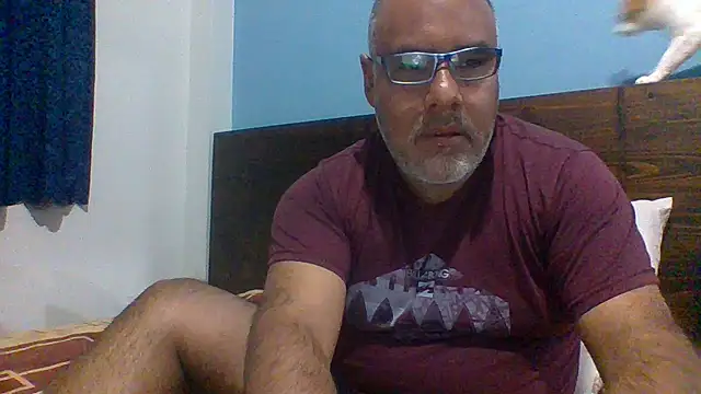 PhillDrake11 online show from June 29, 10:54 pm