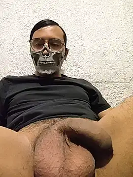 HardestPepe online show from April 7, 11:26 pm