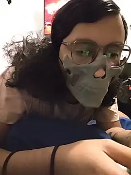 HardestPepe online show from April 11, 7:35 am