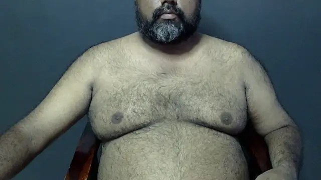 Snapshot of hairysubcub_70 chatting on September 10, 7:08 am hairysubcub 70 online show from September 10, 7:08 am