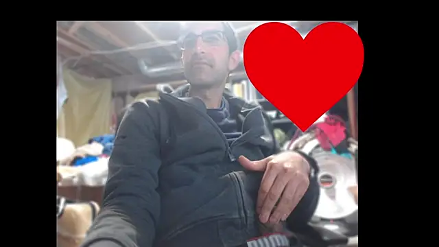 Gsmile1 online show from March 27, 8:30 pm