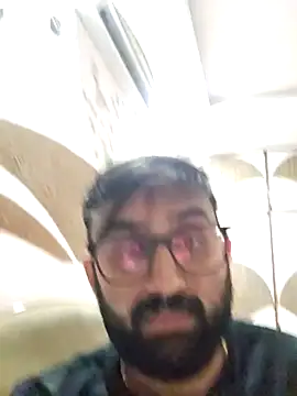 love4shownude online show from December 8, 6:11 am