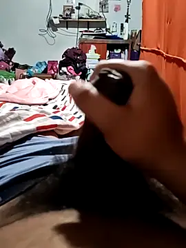 Gerardo31017 online show from November 29, 6:27 am