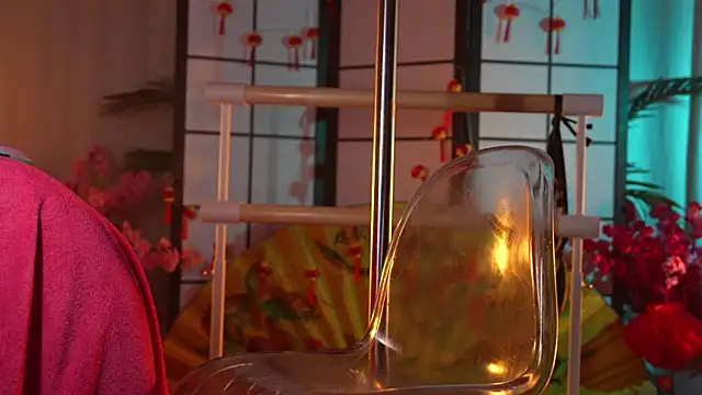 KittyCaitlin online show from February 14, 2:28 am