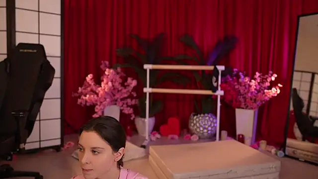 KittyCaitlin online show from March 20, 8:08 pm