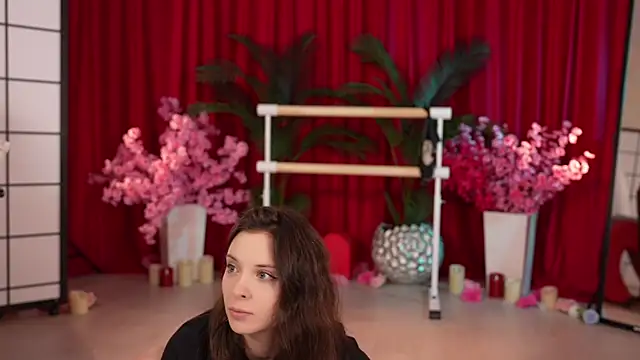 KittyCaitlin online show from March 21, 7:57 pm