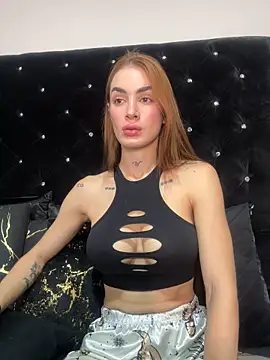 Snapshot of SofiaCarter chatting on December 18, 4:17 pm SofiaCarter online show from December 18, 4:17 pm