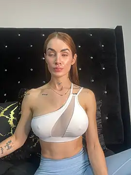 Snapshot of SofiaCarter chatting on December 21, 2:52 am SofiaCarter online show from December 21, 2:52 am