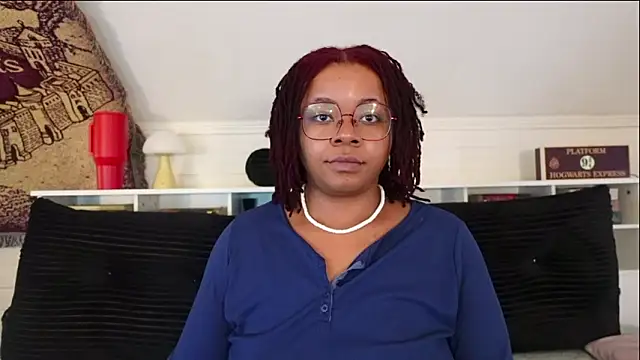 -khayaparker online show from March 4, 6:03 pm