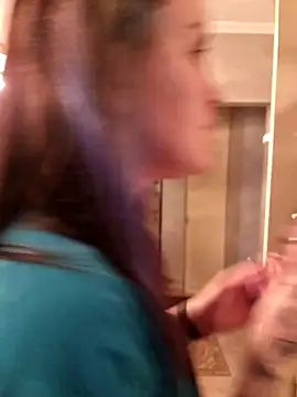 LazyTanukii online show from November 10, 6:12 am