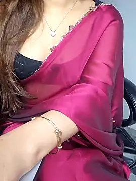 Snapshot of aliyaah_singh chatting on January 3, 5:42 pm aliyaah singh online show from January 3, 5:42 pm