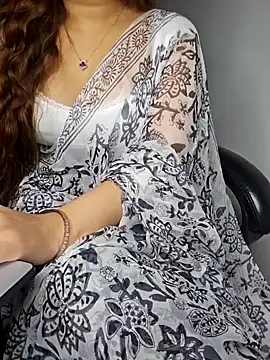 Snapshot of aliyaah_singh chatting on February 3, 8:35 pm aliyaah singh online show from February 3, 8:35 pm