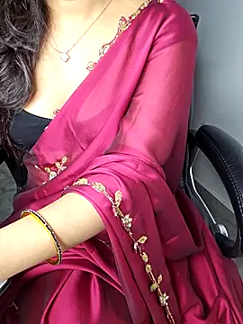 Snapshot of aliyaah_singh chatting on October 1, 5:30 pm aliyaah singh online show from October 1, 5:30 pm