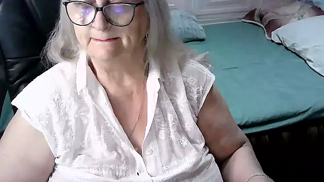 LolkaAlyss online show from January 17, 4:00 pm