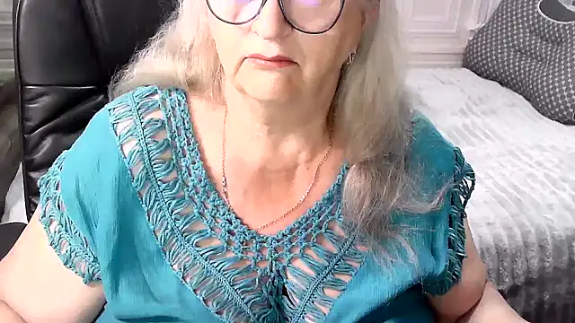 LolkaAlyss online show from May 10, 2:39 am