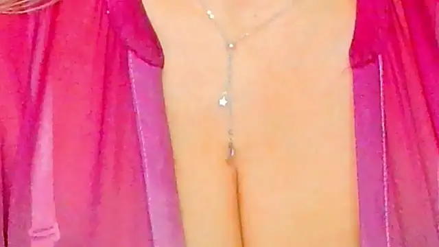 Snapshot of Tyana40 chatting on February 12, 8:49 am Tyana40 online show from February 12, 8:49 am