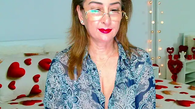 Tyana40 online show from February 12, 2:17 am