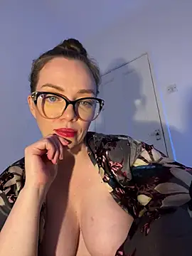 FemDom RubyKnightXXO online show from January 30, 7:48 pm
