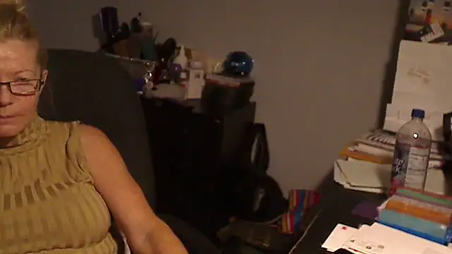 XTRAHORNYONE online show from January 11, 12:22 am