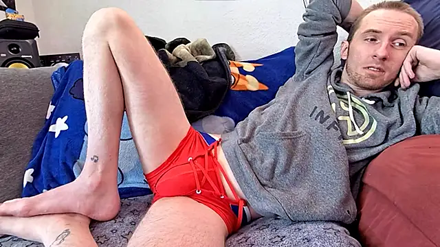 pyrowuff online show from February 1, 7:34 pm