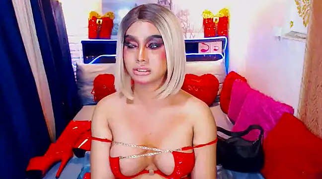 Snapshot of TsGoddessNhicolle chatting on January 30, 5:52 am TsGoddessNhicolle online show from January 30, 5:52 am