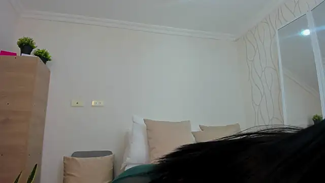 Snapshot of abella_skin chatting on July 6, 7:05 pm abella skin online show from July 6, 7:05 pm