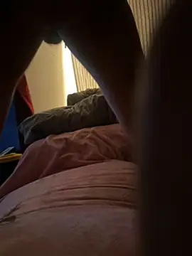 Snapshot of Exclusivenutxxx chatting on March 12, 10:50 pm Exclusivenutxxx online show from March 12, 10:50 pm