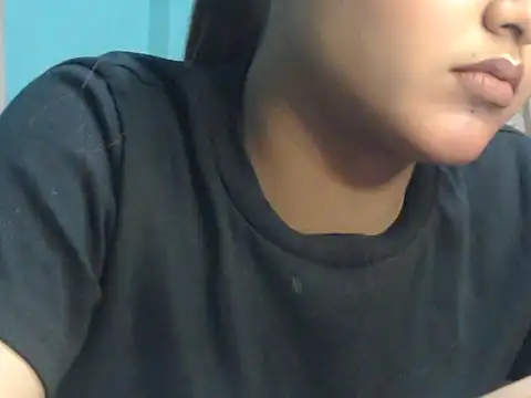 Snapshot of NancyRuvi chatting on October 22, 3:01 pm NancyRuvi online show from October 22, 3:01 pm