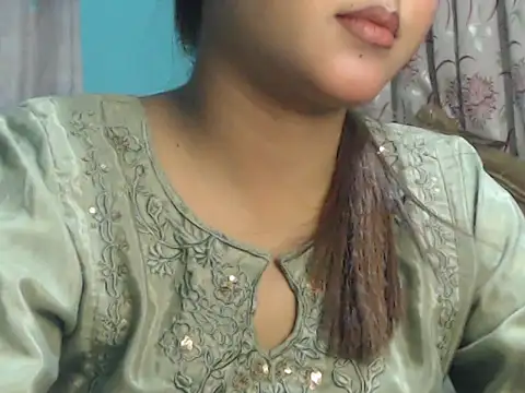 Snapshot of NancyRuvi chatting on October 31, 4:30 pm NancyRuvi online show from October 31, 4:30 pm