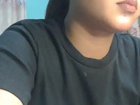 Snapshot of NancyRuvi chatting on November 4, 3:11 pm NancyRuvi online show from November 4, 3:11 pm