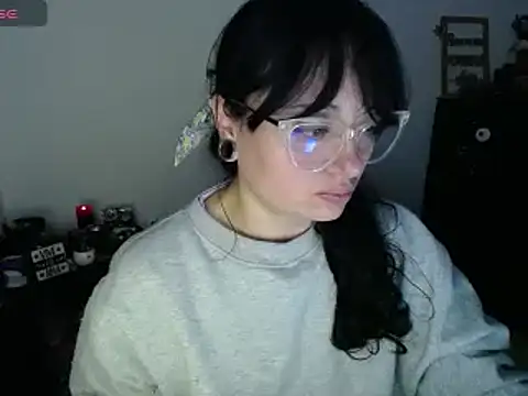 Snapshot of Alexa-Sweet69 chatting on December 7, 2:42 am Alexa-Sweet69 online show from December 7, 2:42 am