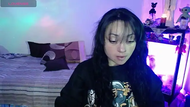 Snapshot of Alexa-Sweet69 chatting on October 2, 9:22 pm Alexa-Sweet69 online show from October 2, 9:22 pm